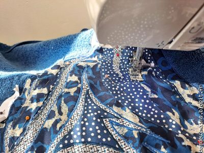 2 / Aux ailes, citoyens ! Oh, pardon  . . .