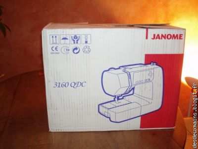"La machine en carton". . . Non, elle ne s'appelle pas ... Linda!!!!!