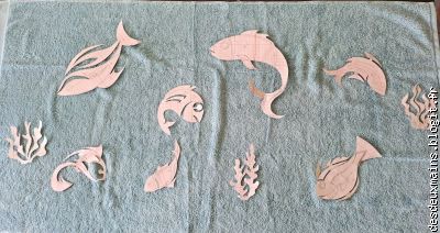 1 / Papiers, nagent ? !!...