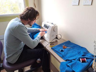 3 / Piquage plus aisé qu'en . . . ce temps-là, non?